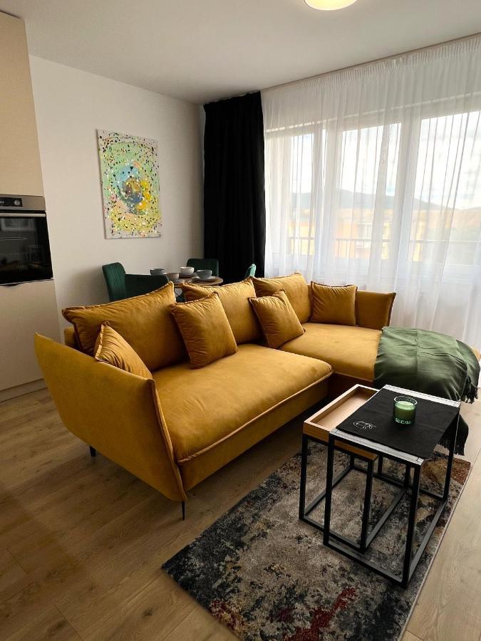 Cozy Stay Apartment Trenčín 외부 사진