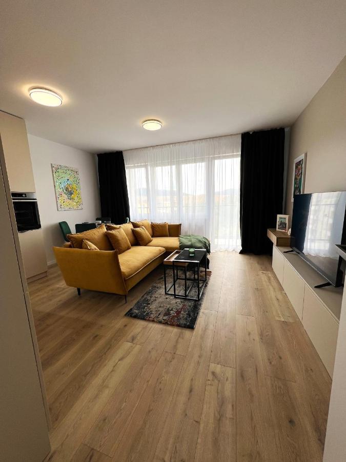 Cozy Stay Apartment Trenčín 외부 사진